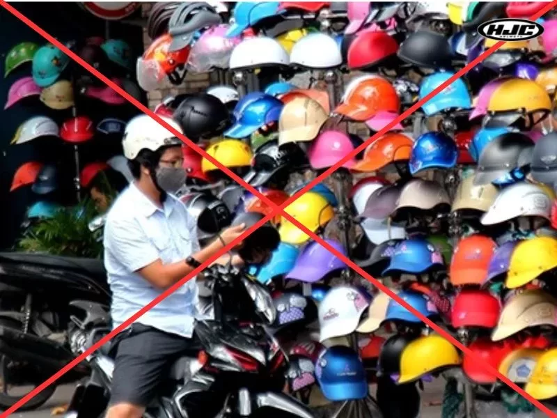 Mũ bảo hiểm moto giá rẻ tiềm ẩn