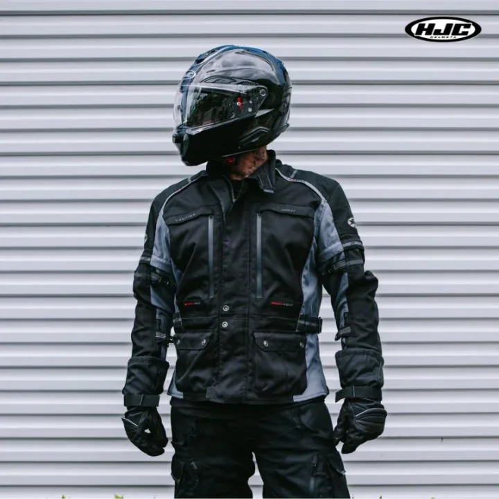 Trang phục giữ ấm và phụ kiện bảo vệ